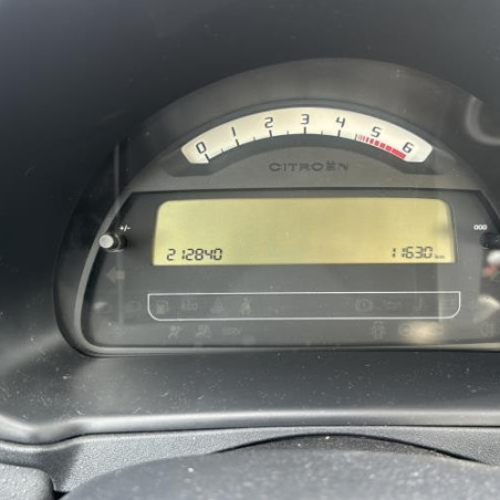 Reservoir essence CITROEN C2 Photo n°1