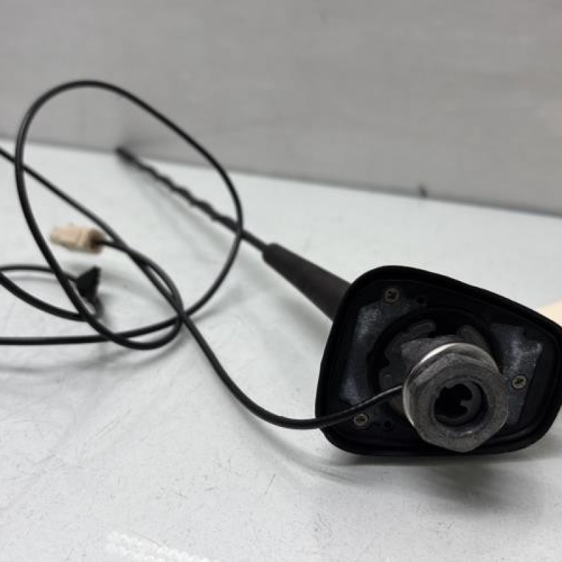 Antenne RENAULT TWINGO 3 Photo n°3