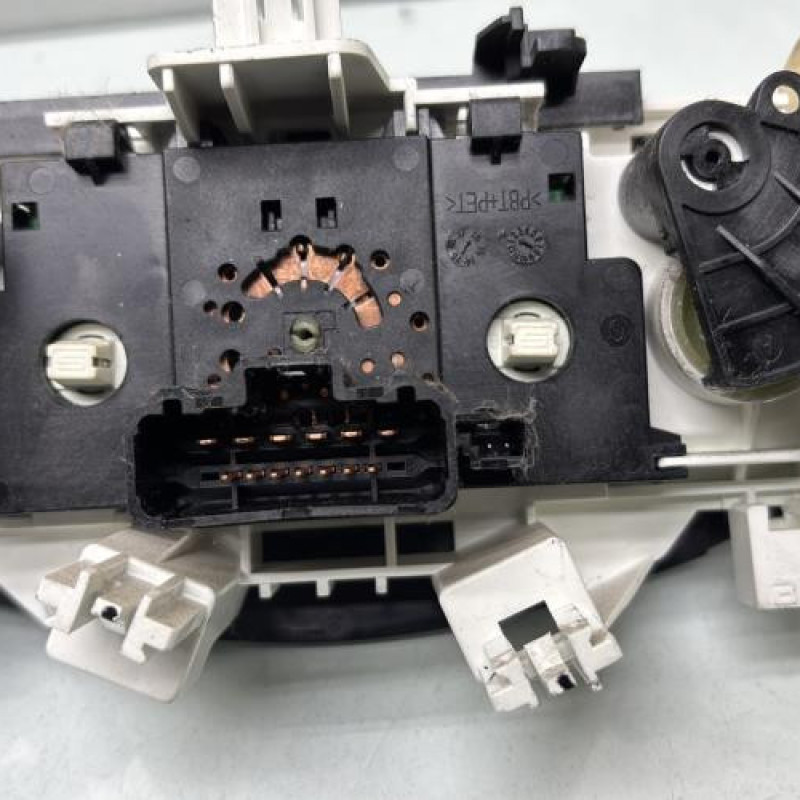 Commande chauffage RENAULT TWINGO 3 Photo n°3