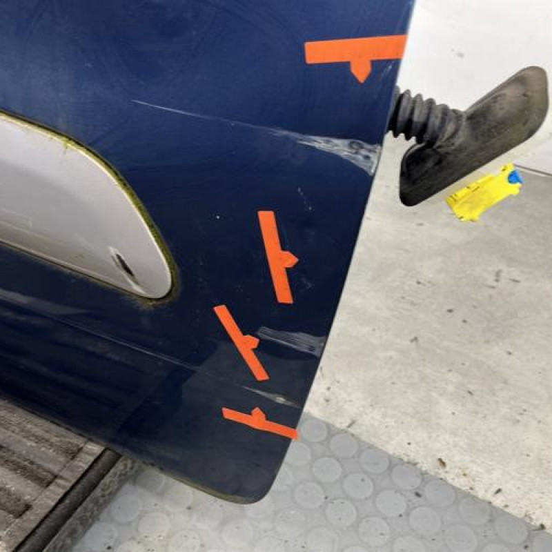 Porte avant droit CITROEN BERLINGO 2 Photo n°6