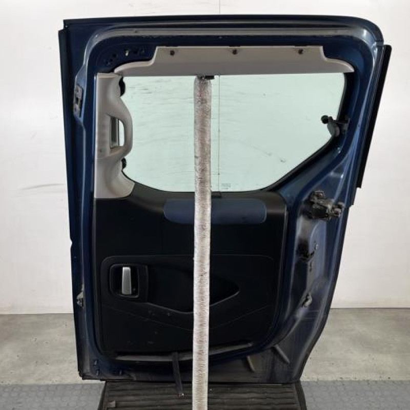 Porte laterale droit CITROEN BERLINGO 2 Photo n°9