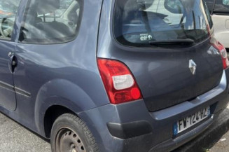 Pare choc arriere RENAULT TWINGO 2