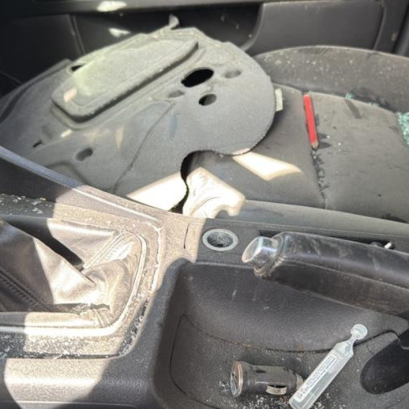 Moteur essuie glace arriere AUDI A4 2 Photo n°10