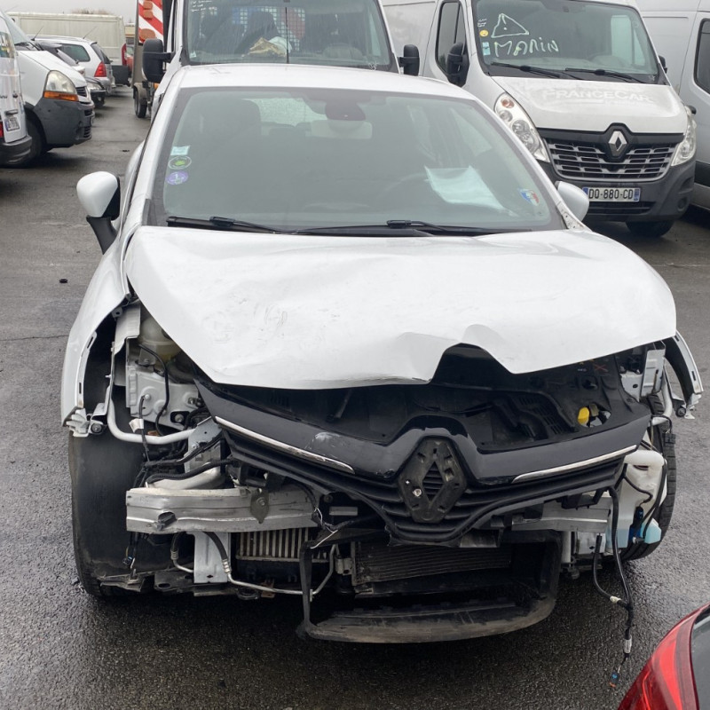 RENAULT CLIO 4 PHASE 2 0.9i - 12V TURBO TCE 90 Photo n°6