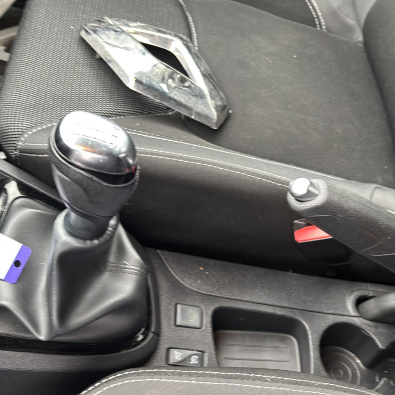 RENAULT CLIO 4 PHASE 2 0.9i - 12V TURBO TCE 90 Photo n°24