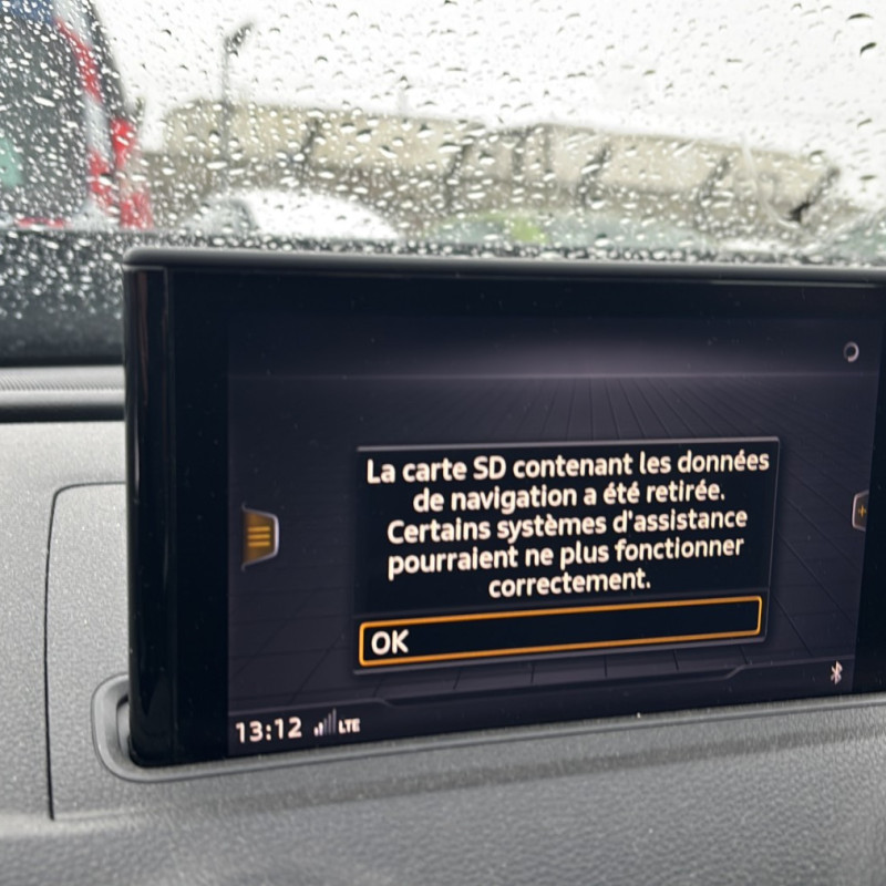 AUDI A3 3 SPORTBACK PHASE 2 1.6 TDI - 16V TURBO Photo n°11