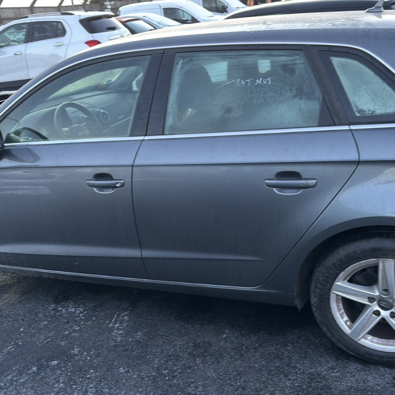 AUDI A3 3 SPORTBACK PHASE 2 1.6 TDI - 16V TURBO Photo n°18