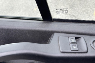 RENAULT TRAFIC 3 COURT PHASE 1 1.6 DCI - 16V TURBO