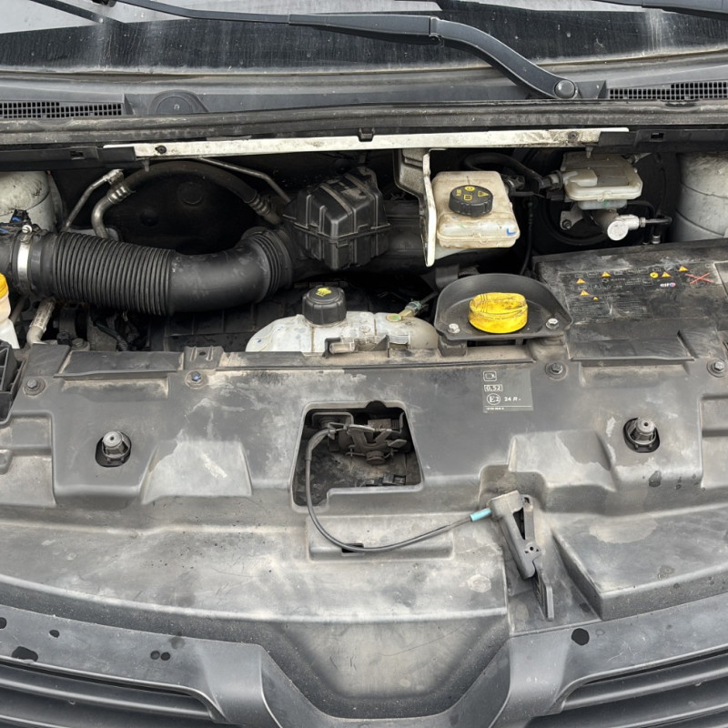 RENAULT TRAFIC 3 COURT PHASE 1 1.6 DCI - 16V TURBO Photo n°30