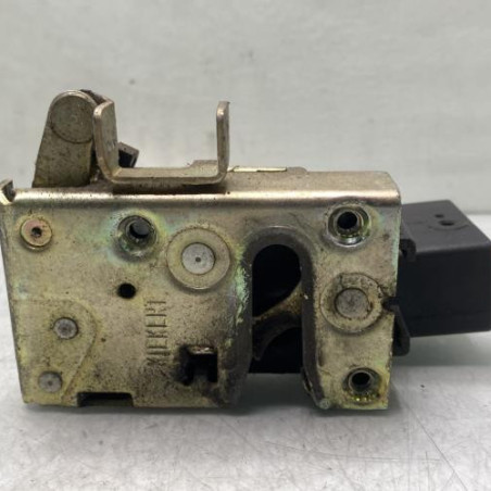 Serrure arriere droit PEUGEOT 106