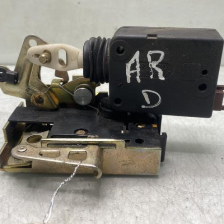 Serrure avant droit PEUGEOT 106 Photo n°1