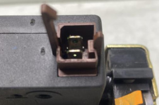 Serrure avant droit PEUGEOT 106