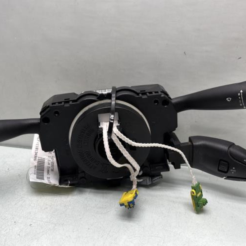 Com (Bloc Contacteur Tournant+Commodo Essuie Glace+Commodo Phare) CITROEN C2 Photo n°1