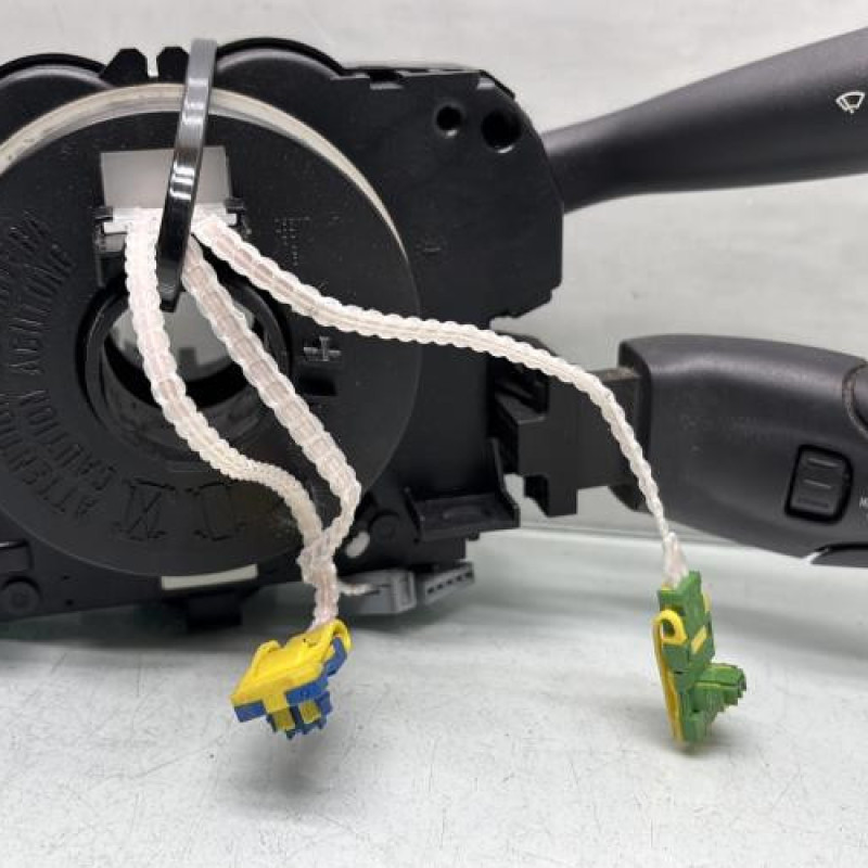 Com (Bloc Contacteur Tournant+Commodo Essuie Glace+Commodo Phare) CITROEN C2 Photo n°3