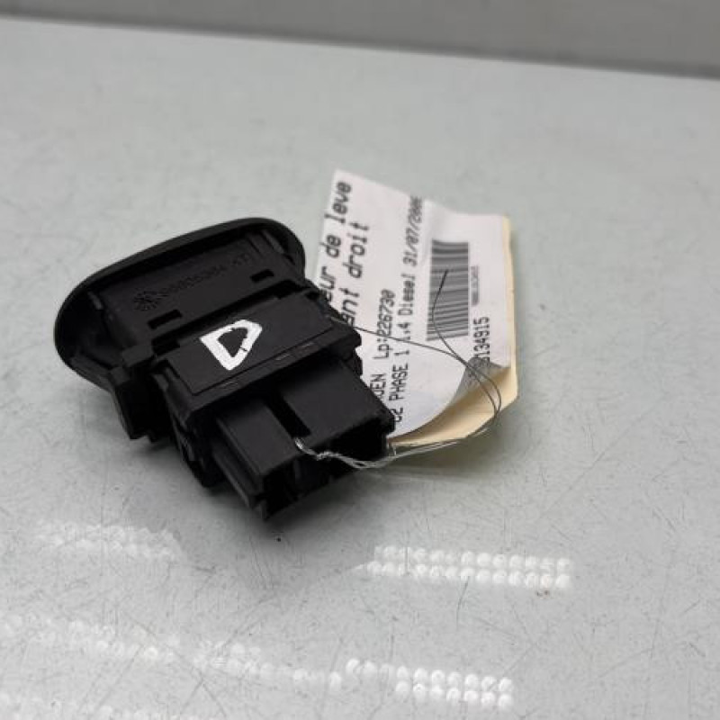 Interrupteur de leve vitre avant droit CITROEN C2 Photo n°2