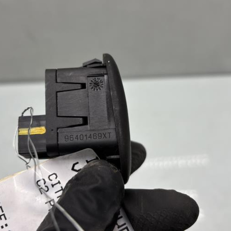 Interrupteur de leve vitre avant gauche CITROEN C2 Photo n°4