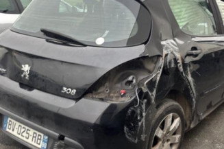 Pare boue arriere gauche PEUGEOT 308 1