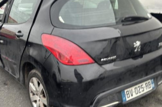 Pare boue arriere gauche PEUGEOT 308 1