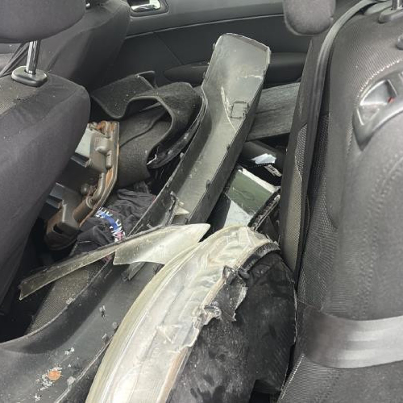 Pare boue arriere gauche PEUGEOT 308 1 Photo n°18