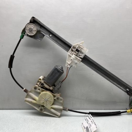 Leve vitre electrique avant droit PEUGEOT 406 Photo n°1
