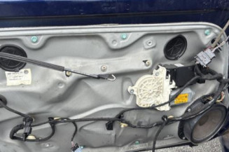 Etrier arriere gauche (freinage) VOLKSWAGEN GOLF 4