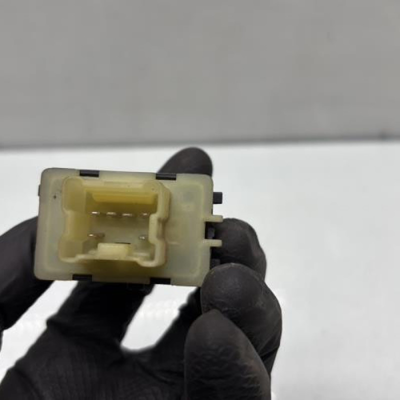 Interrupteur de leve vitre avant gauche DACIA SANDERO 2 Photo n°3