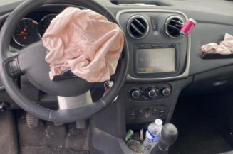 Interrupteur de leve vitre avant gauche DACIA SANDERO 2