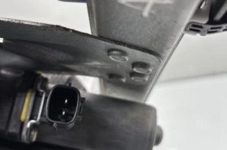 Leve vitre electrique avant gauche DACIA SANDERO 2