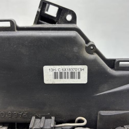 Serrure avant gauche VOLKSWAGEN GOLF 4