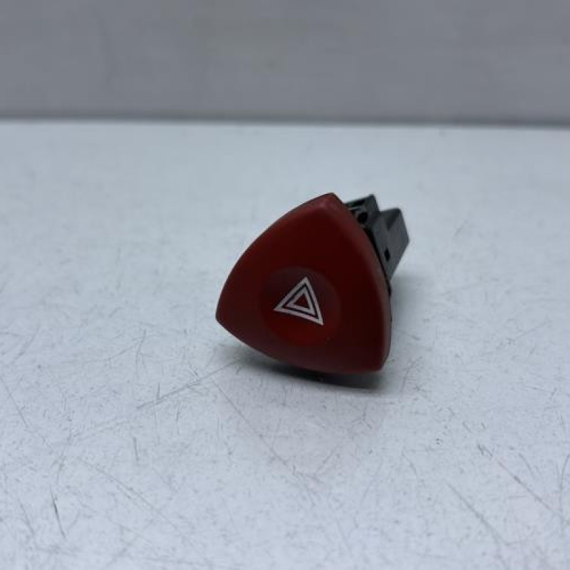 Bouton de warning RENAULT ESPACE 4 Photo n°1