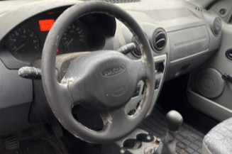 Aile avant droit DACIA LOGAN 1