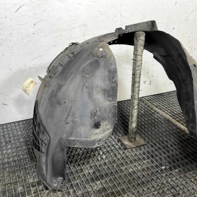 Pare boue avant droit OPEL ZAFIRA B Photo n°3