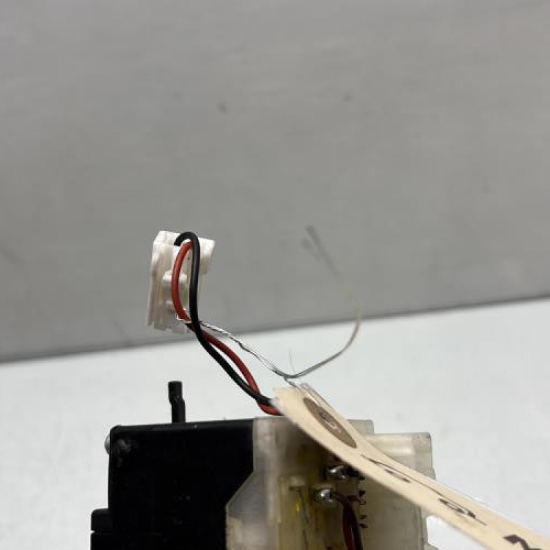 Commodo phare RENAULT TWINGO 3 Photo n°4