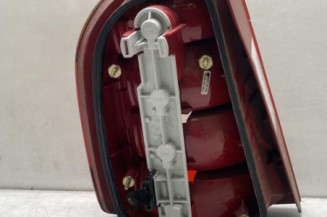 Feu arriere principal droit (feux) SKODA FABIA 1