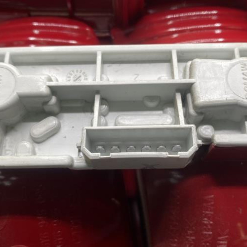 Feu arriere principal gauche (feux) SKODA FABIA 1 Photo n°3