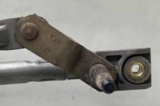 Moteur essuie glace avant SKODA FABIA 1