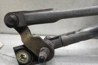 Moteur essuie glace avant SKODA FABIA 1