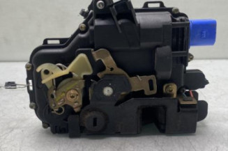 Serrure arriere gauche SKODA FABIA 1