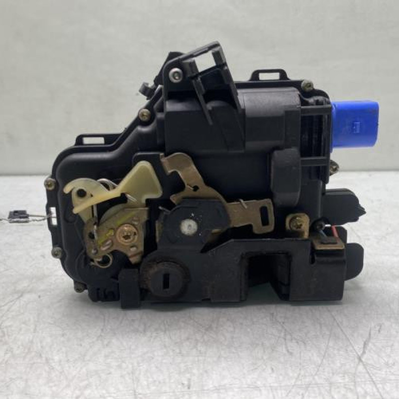 Serrure arriere gauche SKODA FABIA 1 Photo n°3