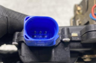 Serrure arriere gauche SKODA FABIA 1