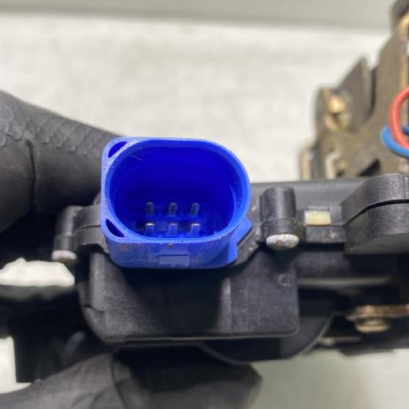 Serrure arriere gauche SKODA FABIA 1 Photo n°4