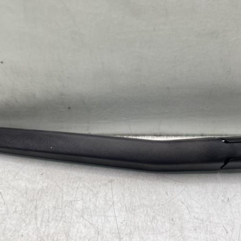 Bras essuie glace arriere OPEL CORSA D Photo n°1