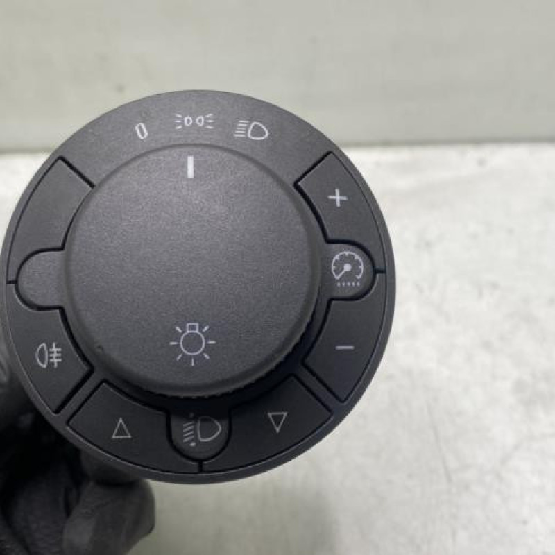 Commande de phare OPEL CORSA D Photo n°1