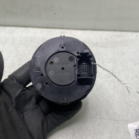 Commande de phare OPEL CORSA D