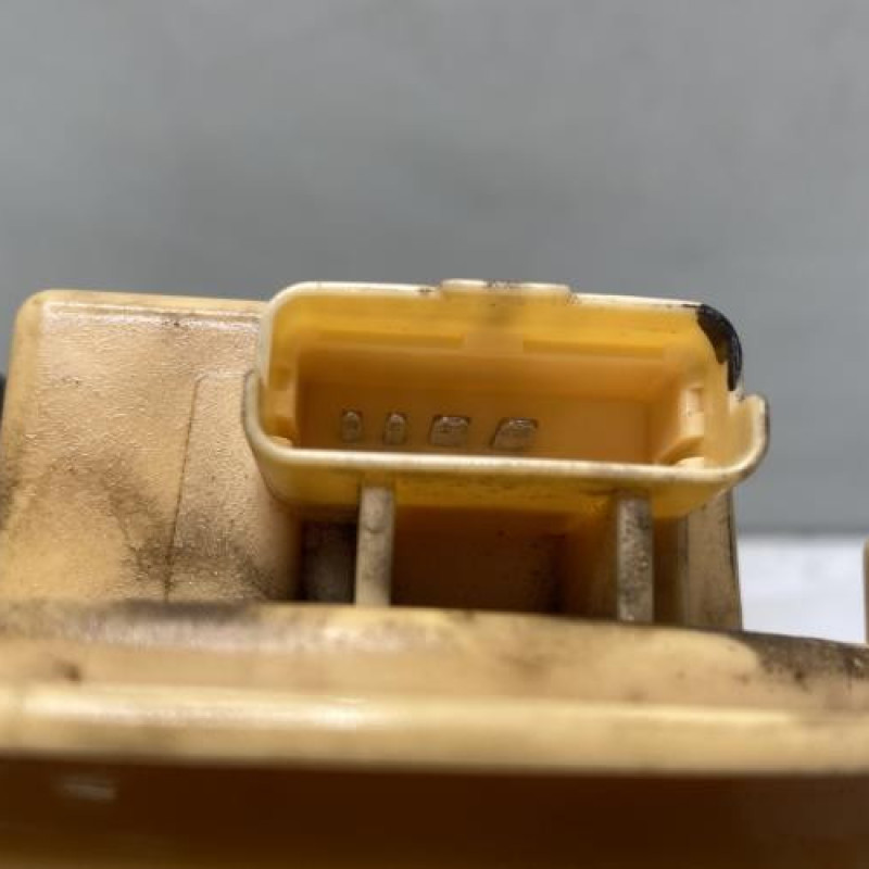 Pompe à carburant OPEL CORSA D Photo n°3