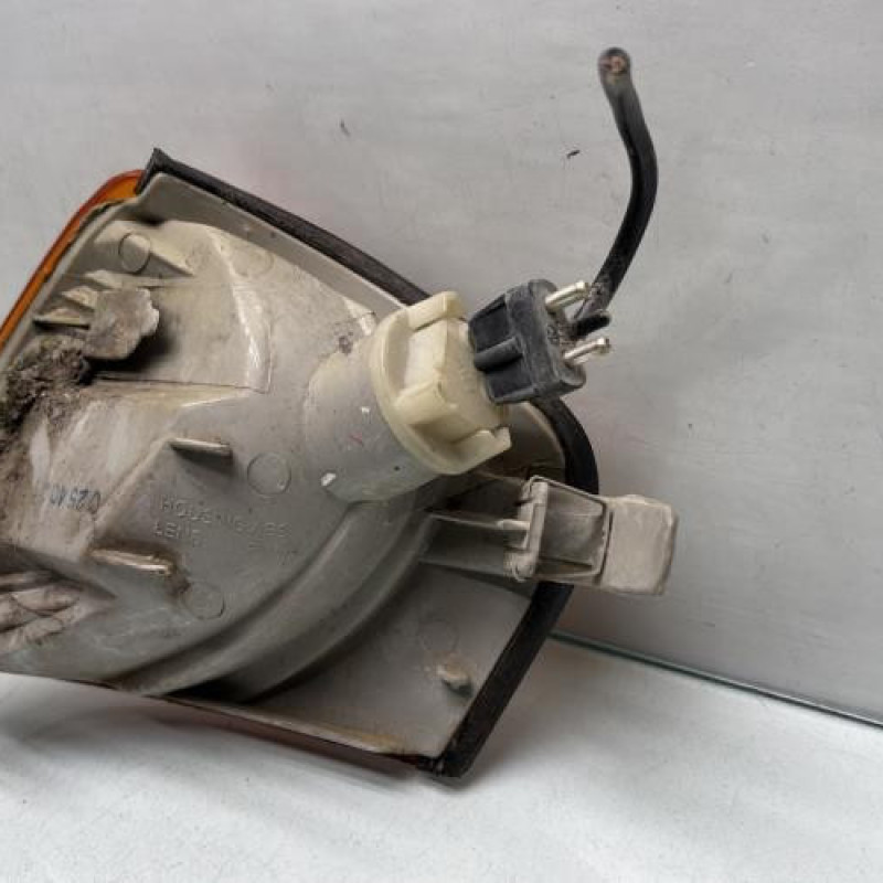 Optique avant secondaire droit (feux)(clignotant) MERCEDES CLASSE C 202 Photo n°3