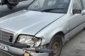 Optique avant secondaire droit (feux)(clignotant) MERCEDES CLASSE C 202