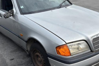 Optique avant secondaire droit (feux)(clignotant) MERCEDES CLASSE C 202