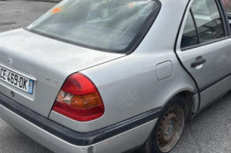 Optique avant secondaire droit (feux)(clignotant) MERCEDES CLASSE C 202