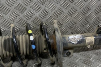 Amortisseur avant gauche CITROEN C4 CACTUS Photo n°1